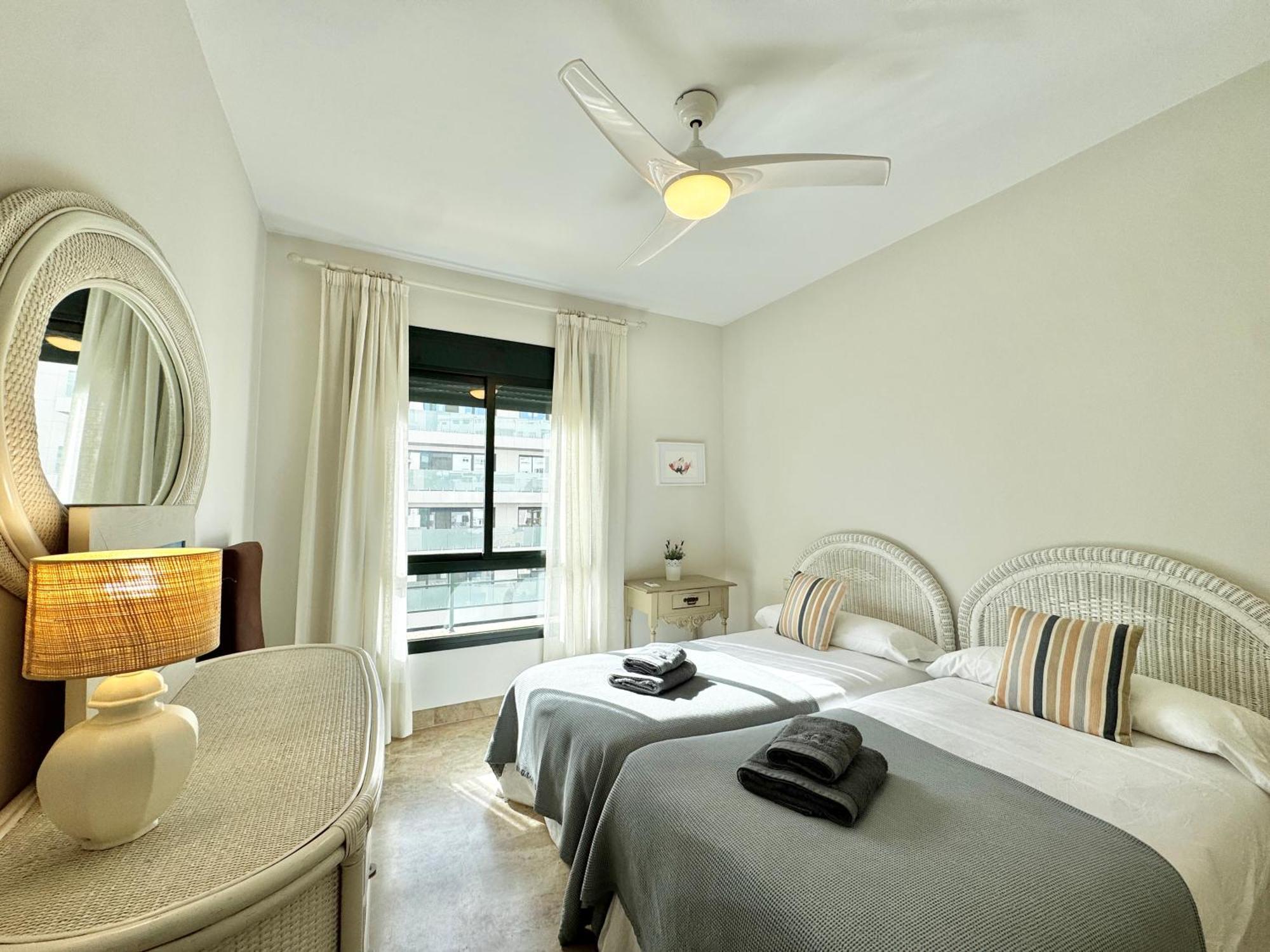 Apartamento Rs 12 Ii Luxury Center Of - Eaw Homes